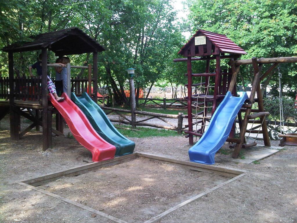 Agriturismo Mezzaluna Malchina Dış mekan fotoğraf