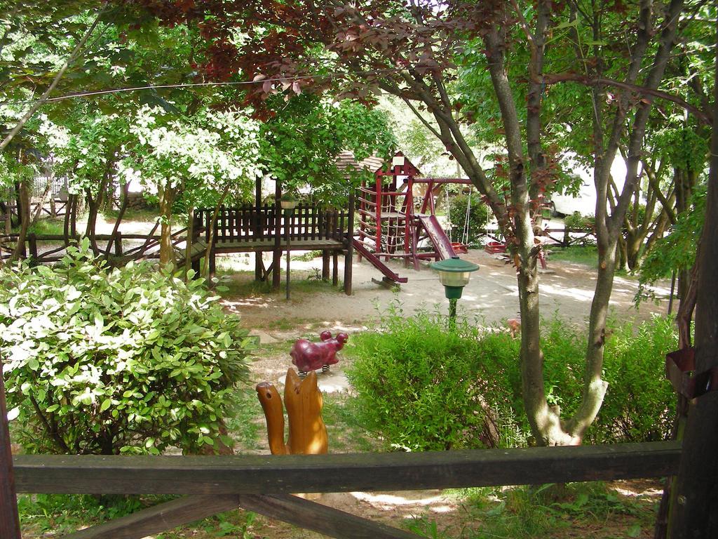 Agriturismo Mezzaluna Malchina Dış mekan fotoğraf